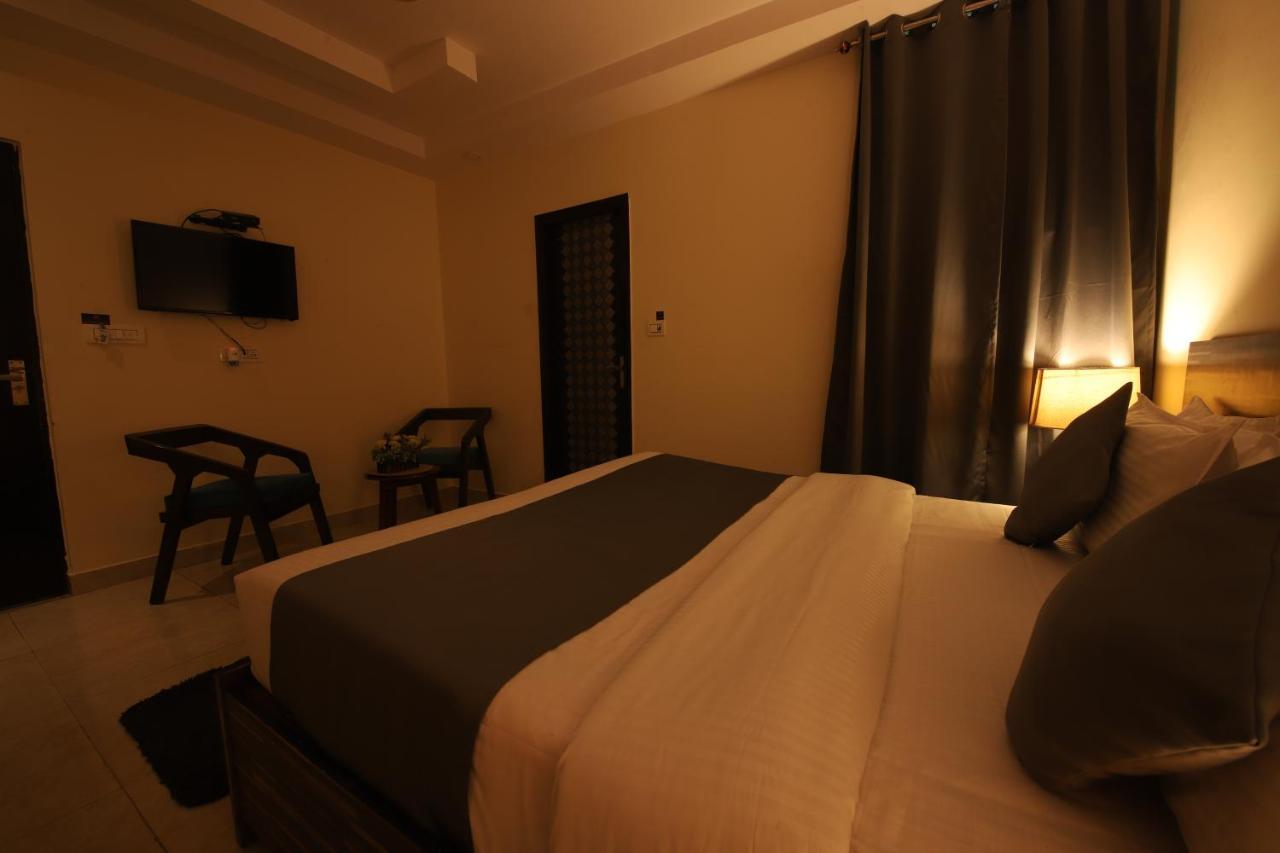 Umra Grace - Hotel In Haridwar By Perfect Stayz المظهر الخارجي الصورة